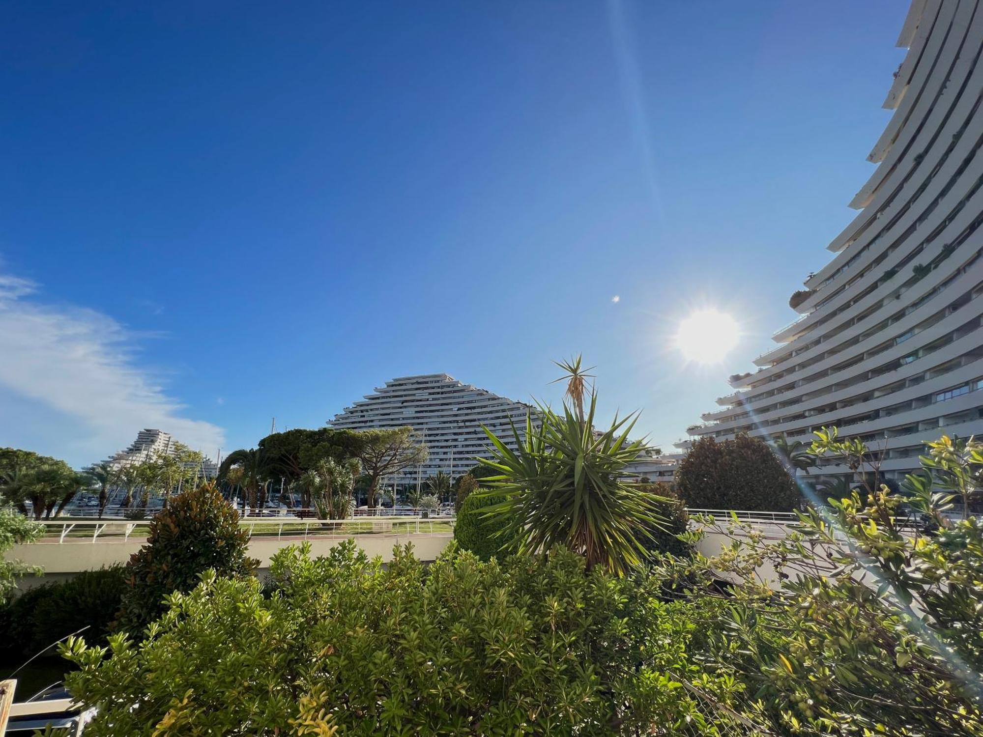 Blue Terrace Apartment - Marina Baie Des Anges Villeneuve-Loubet Exterior foto